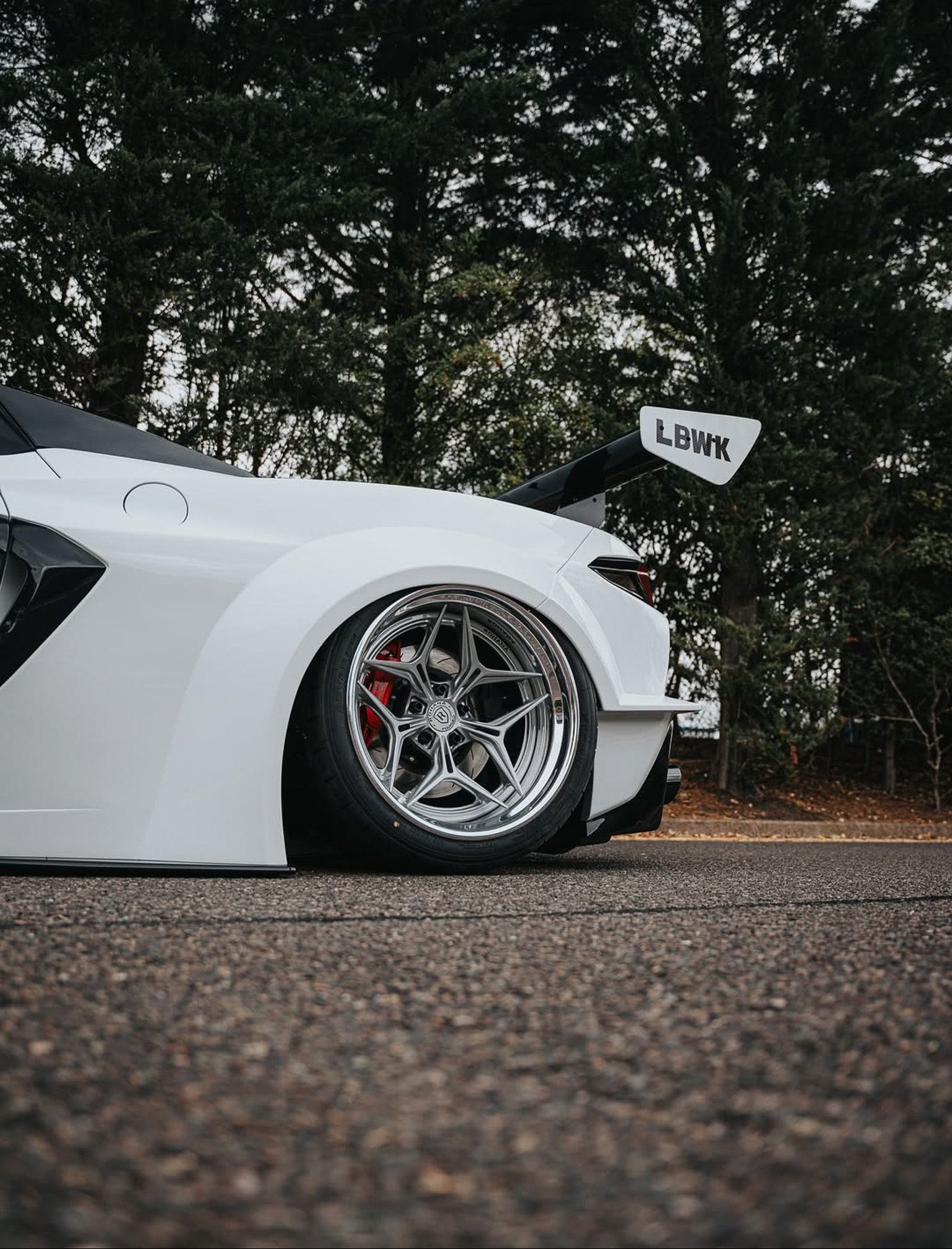 Libertywalk C8 Corvette - RFG33 (5).jpg