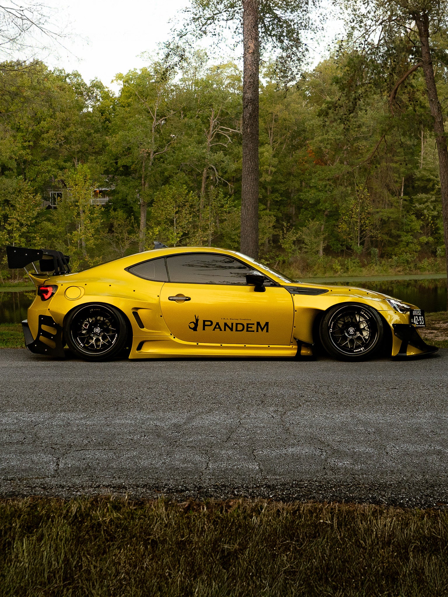 Pandem FRS - RLB-1 Gloss Black (19).jpg