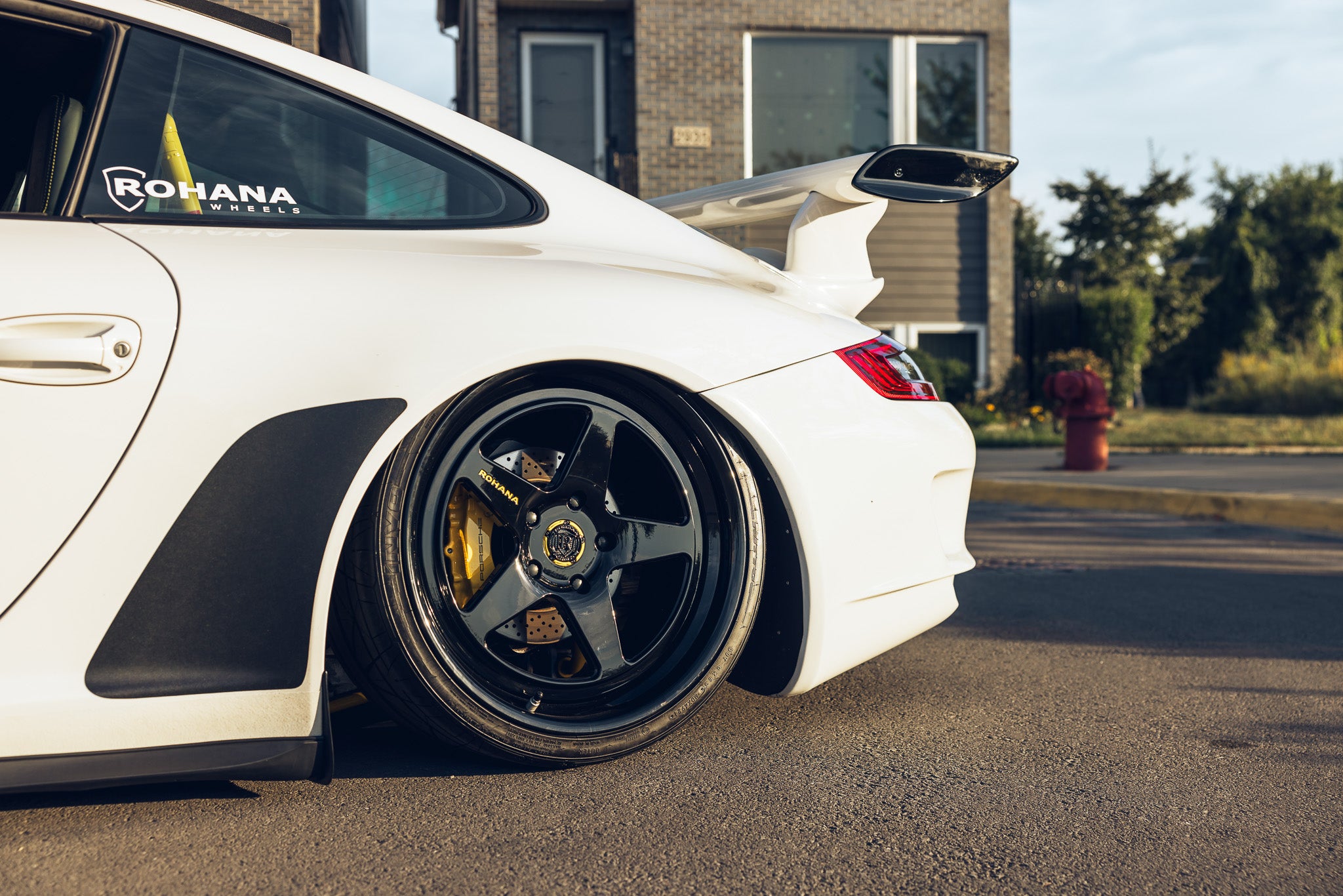 Porsche 911 Carrera - RFG39 Gloss Black (5).jpg