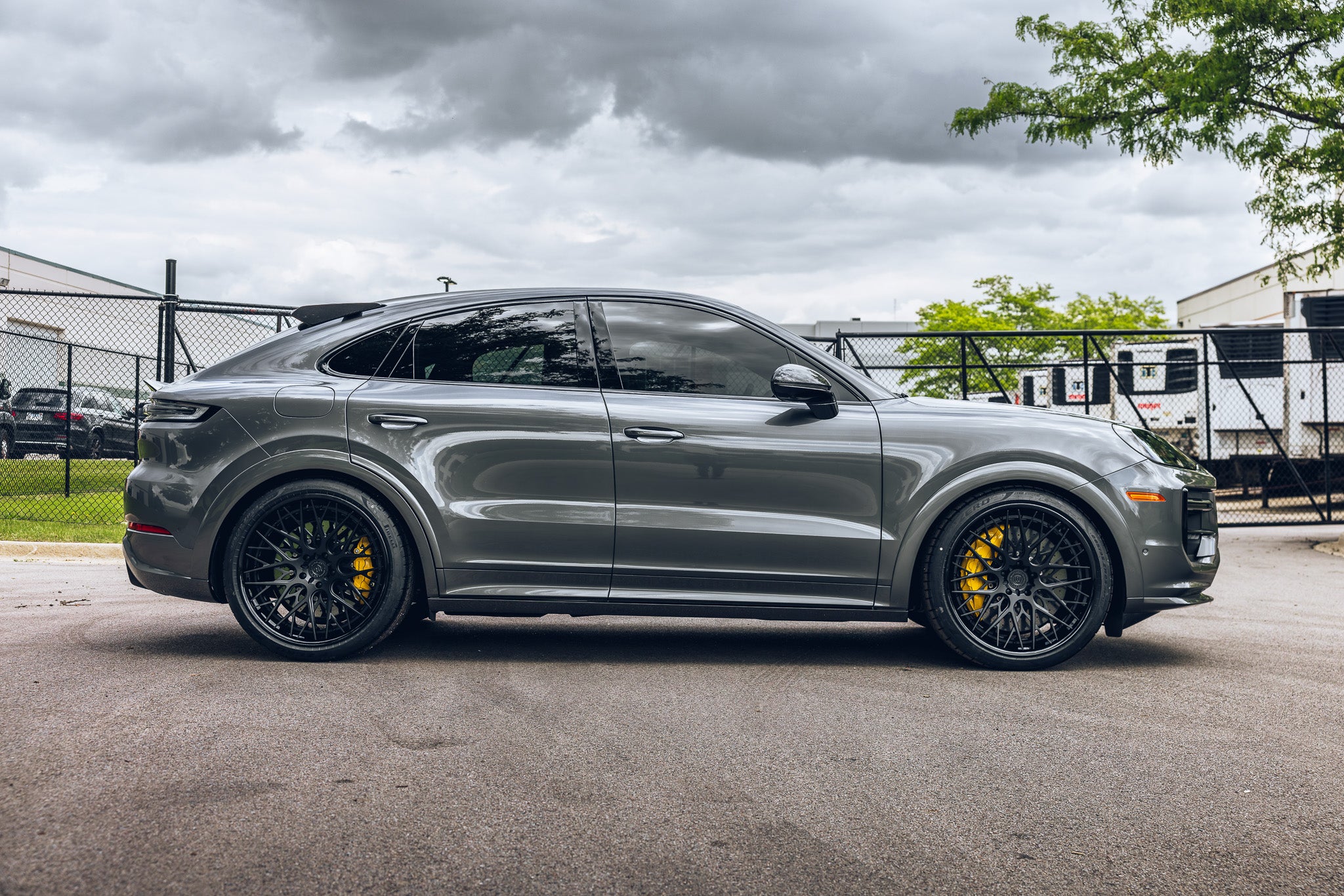 Porsche Cayenne Turbo GT - RFG31 Statin Black (20).jpg