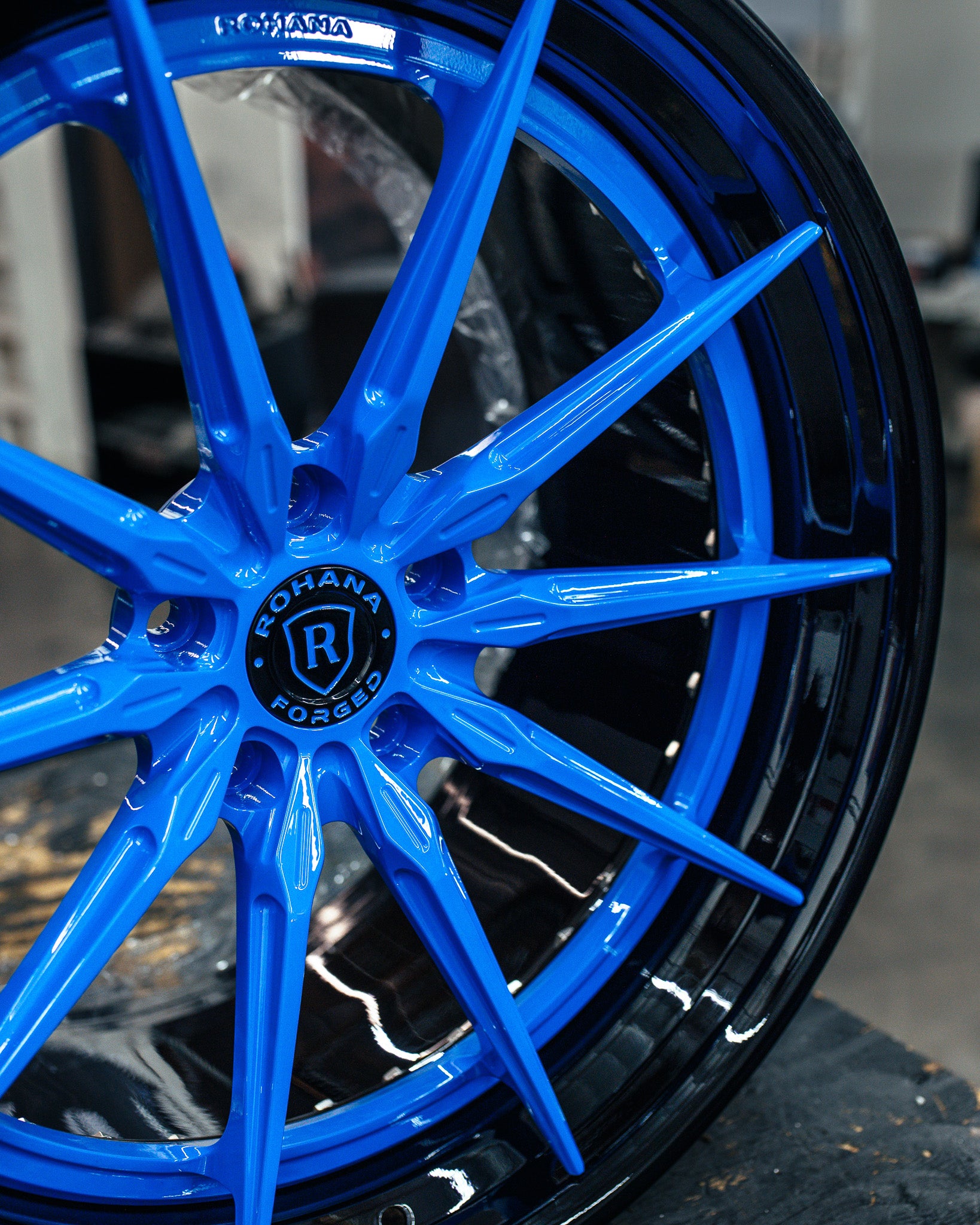 RFG27 - Gloss Blue Black Lip (31).jpg