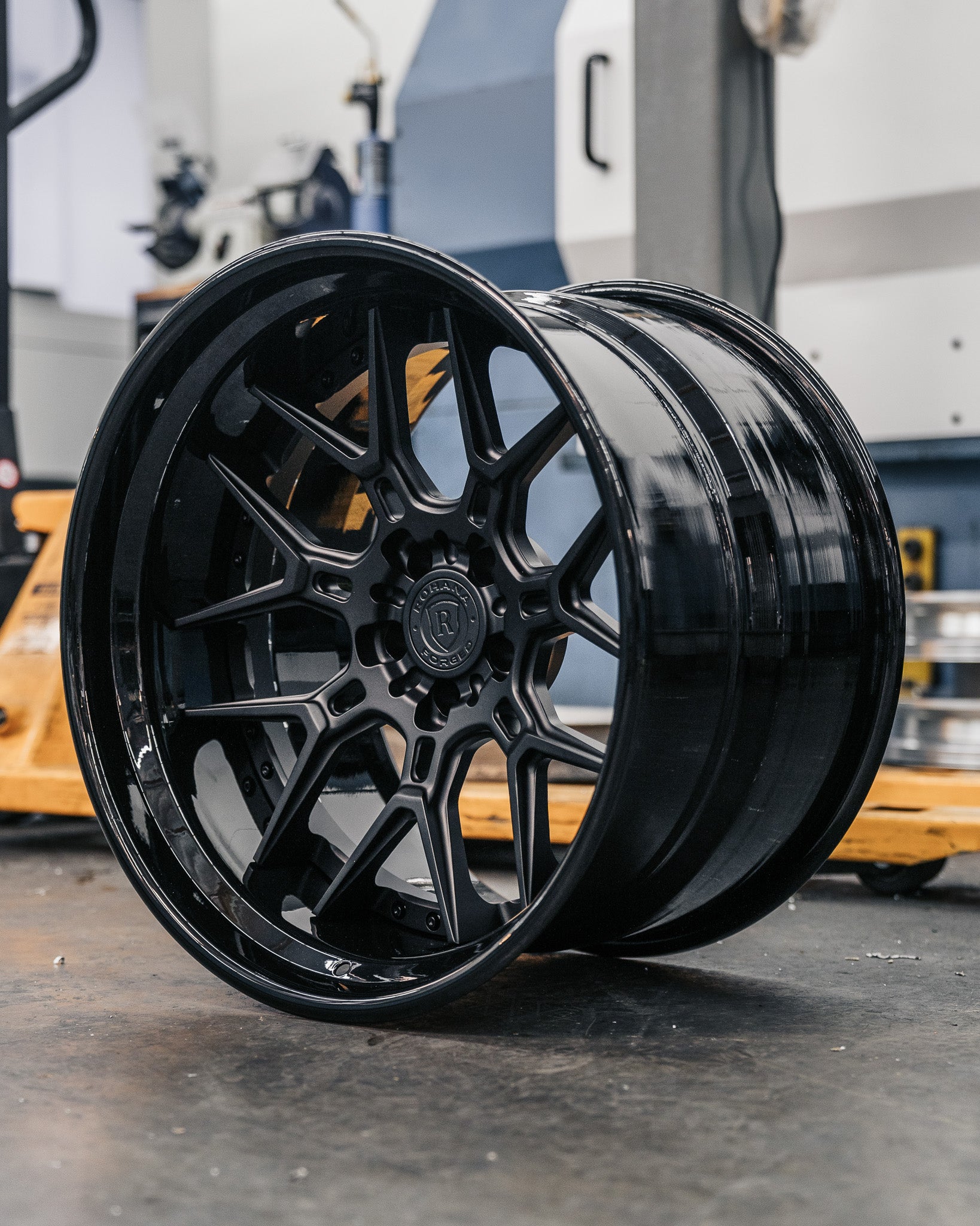 RFG7 Satin Black Gloss Lip (5).jpg