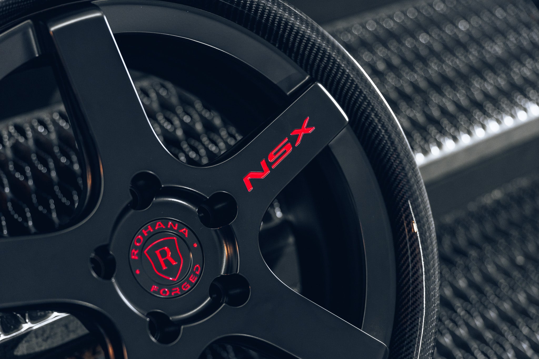 RLB-4 Satin Black Carbon Lip (5).jpg
